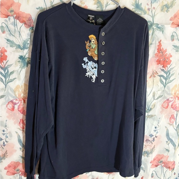 Warner Bros. Other - Vintage Navy Long Sleeve Henley with Embroidered Scooby Doo